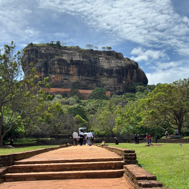Sigiriya, lwia skała, Sir Lanka, Blue Glow
